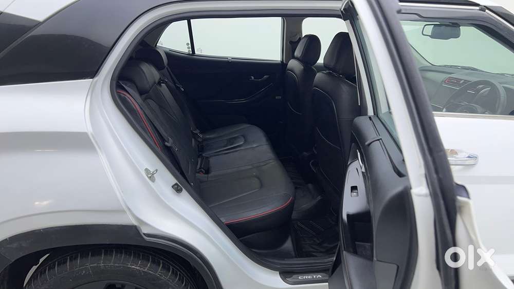 Hyundai Creta Sx (o) 1.5 Petrol Cvt Knight, 2023, Petrol