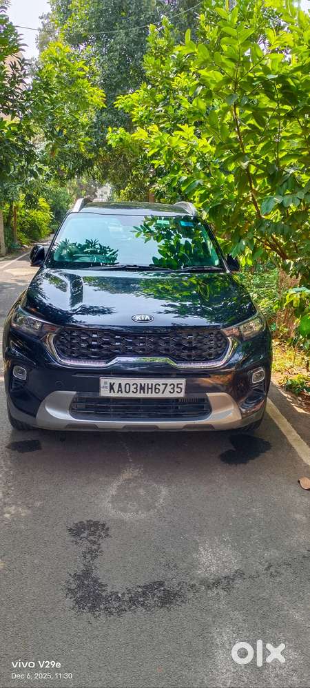 Kia Sonet, Black