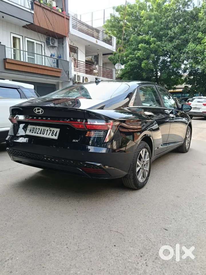 Hyundai Verna 1.5 Sx (o) Vtvt Ivt, 2023, Petrol