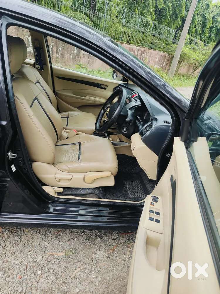 Honda City With 6th Month Warrenty