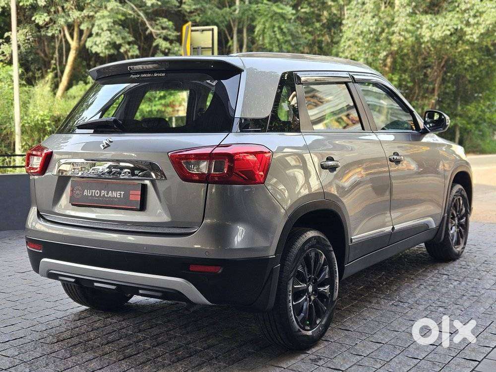Maruti Suzuki Brezza 1.5 Zxi Smart Hybrid, 2020, Petrol
