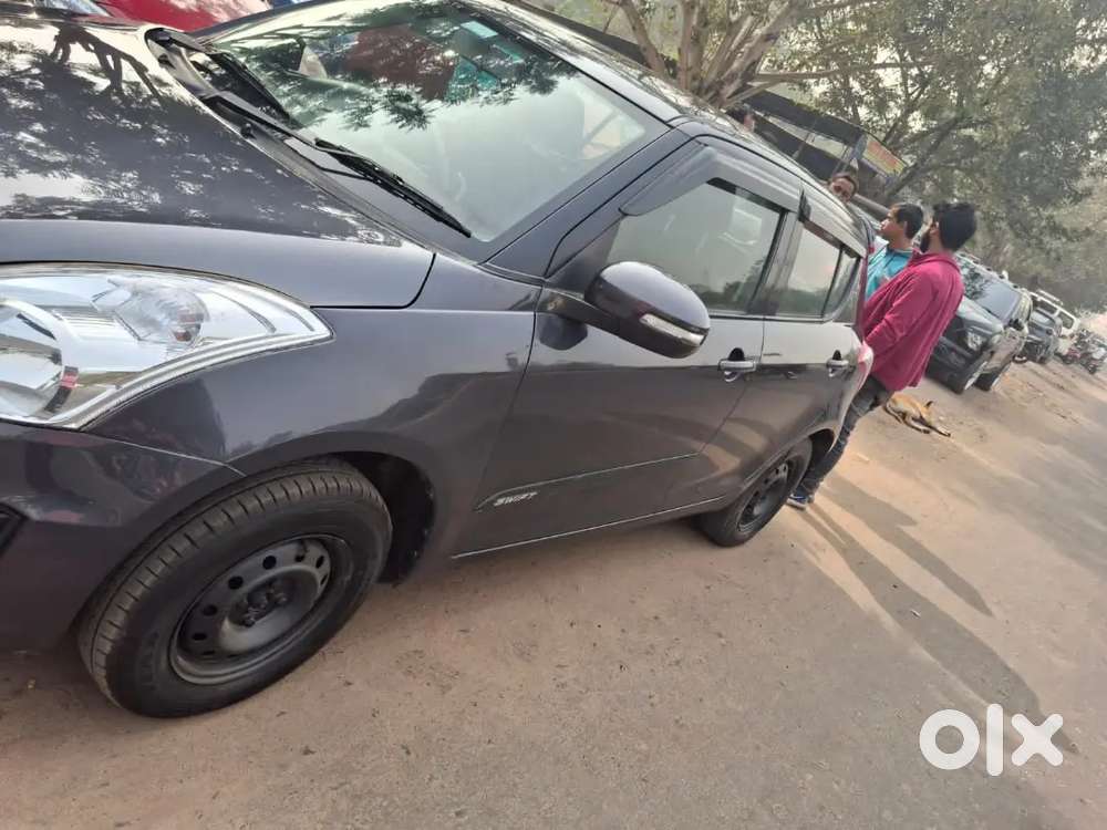 Maruti Suzuki Swift Vxi Petrol 2016