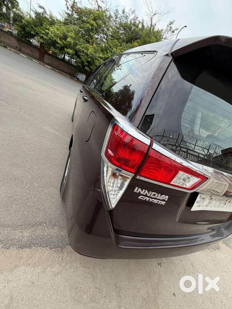 Toyota Innova Crysta 2.4 G Mt, 2016, Diesel