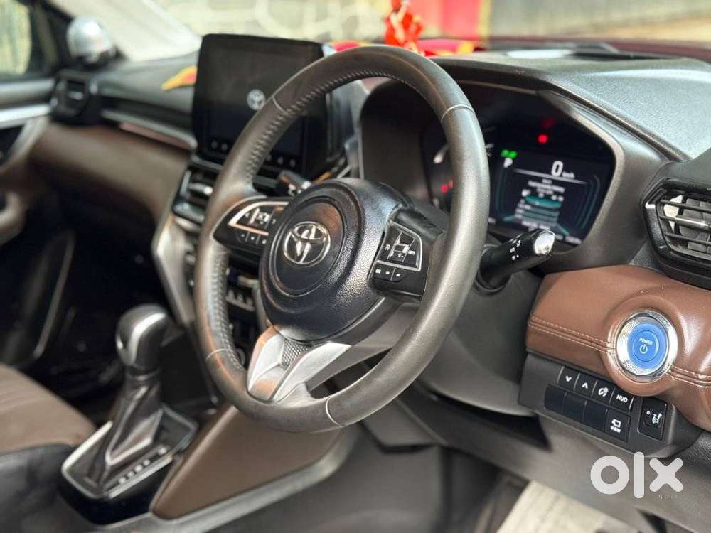 Toyota Urban Cruiser Hyryder 1.5 V Hybrid, 2024, Cng & Hybrids