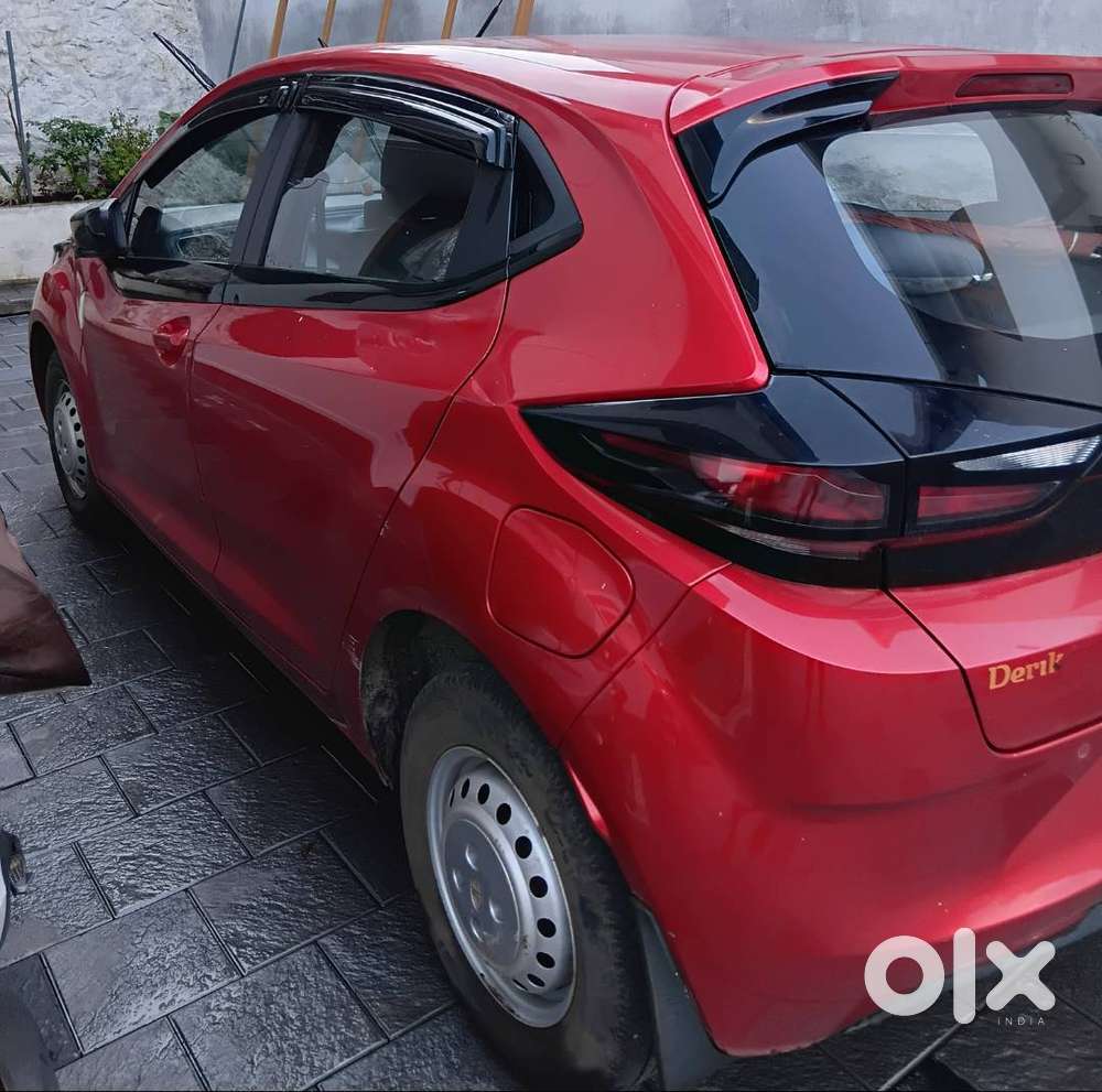Tata Altroz Xm Petrol