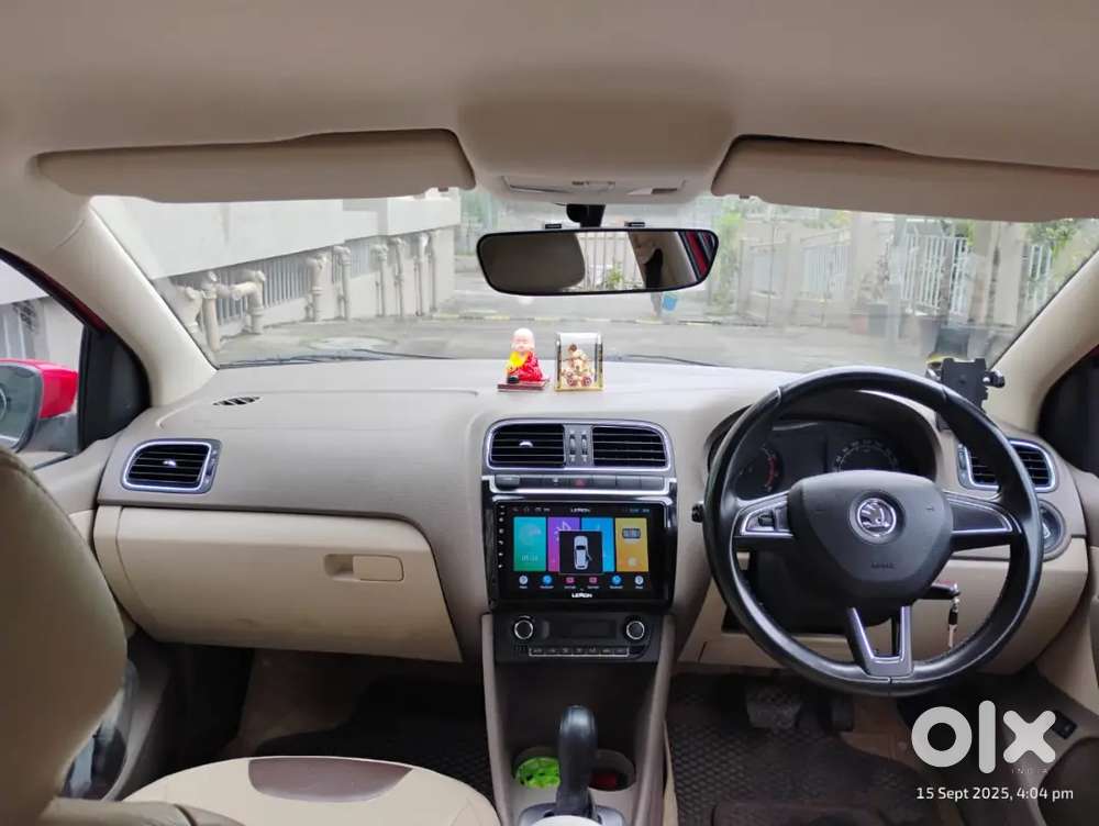 Skoda Rapid 2014 Petrol 100000 Km Driven