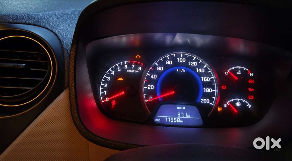 Hyundai Grand I10 Sportz Edition, 2015, Petrol