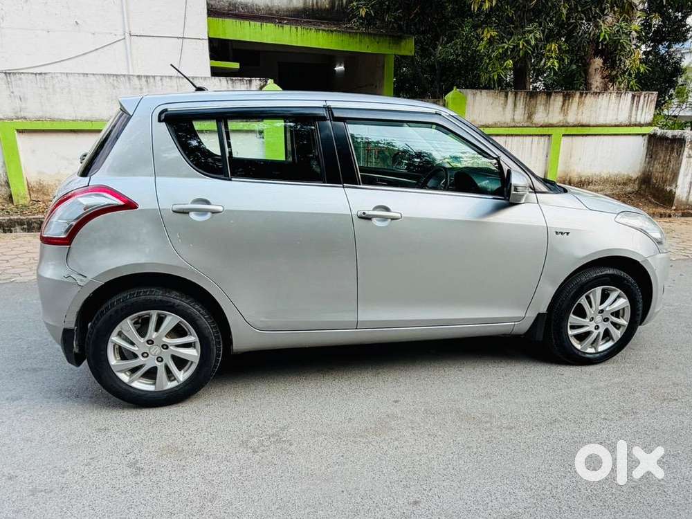 Maruti Suzuki Swift 2012 Zxi Top Model