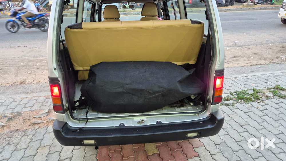 Maruti Suzuki Omni 8 Seater, 2017, Cng & Hybrids