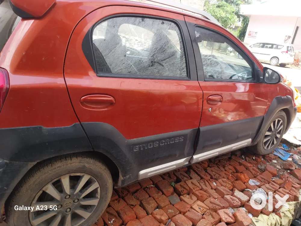 Toyota Etios Cross 1.2 Limited 2017