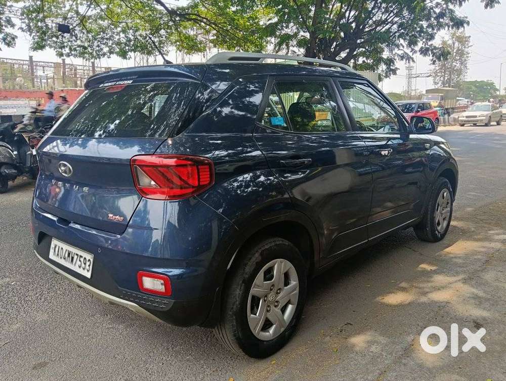 Hyundai Venue S Turbo, 2019, Petrol