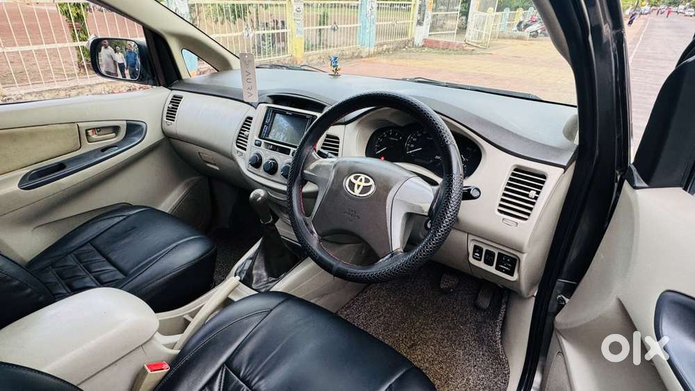 Toyota Innova 2.5 Gx 7 Seater Bs Iv, 2014, Diesel