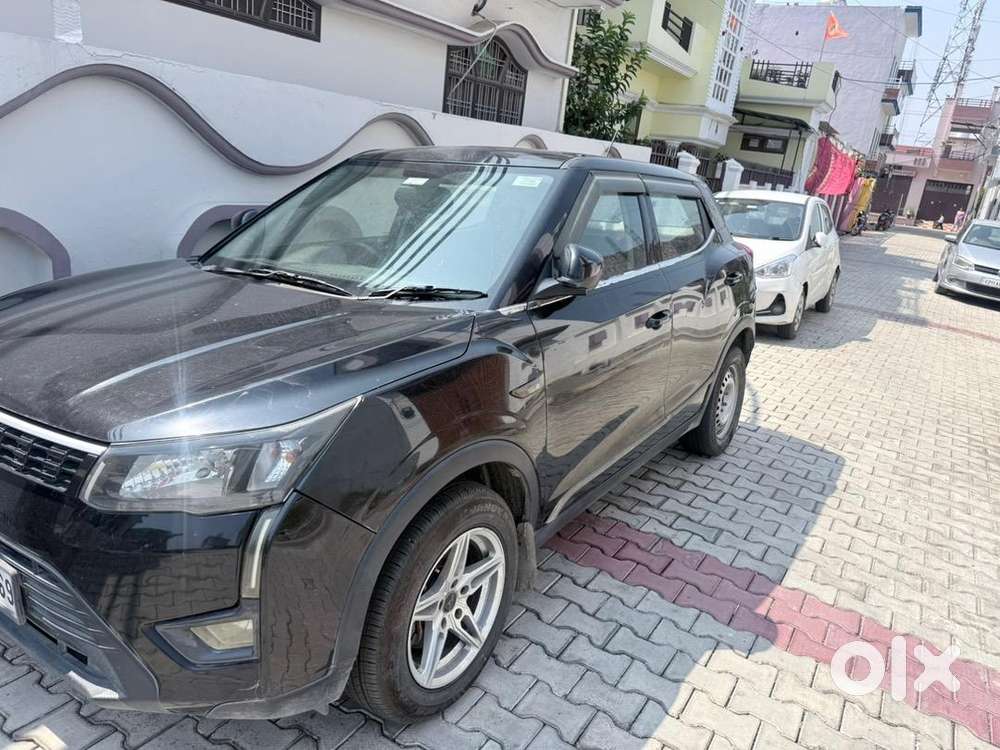 Mahindra Xuv300 2019 Diesel Well Maintained