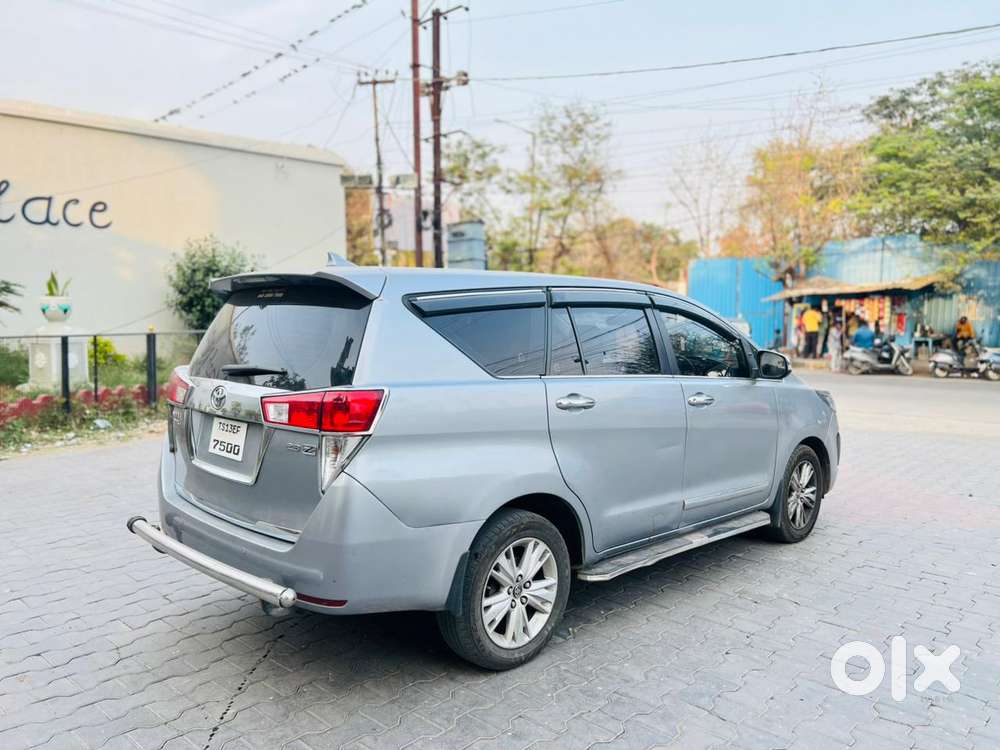 Toyota Innova Crysta 2.8z Automatic, 2017, Diesel