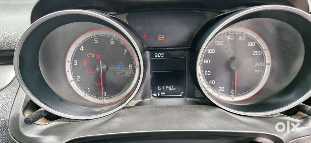 Maruti Suzuki Swift Vvt Vxi, 2021, Petrol