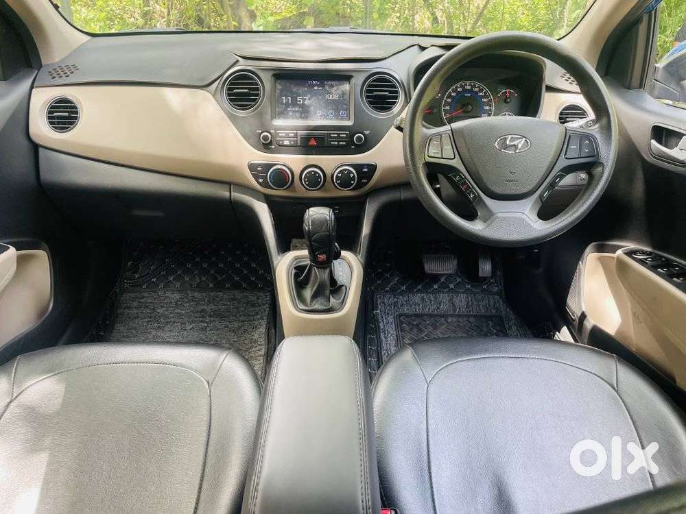 Hyundai Grand I10 At Sportz, 2017, Petrol