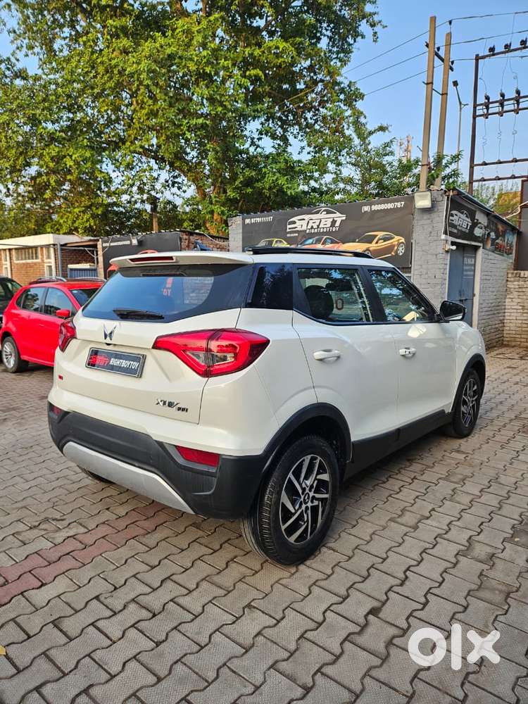 Mahindra Xuv300 W8 Option, 2022, Petrol