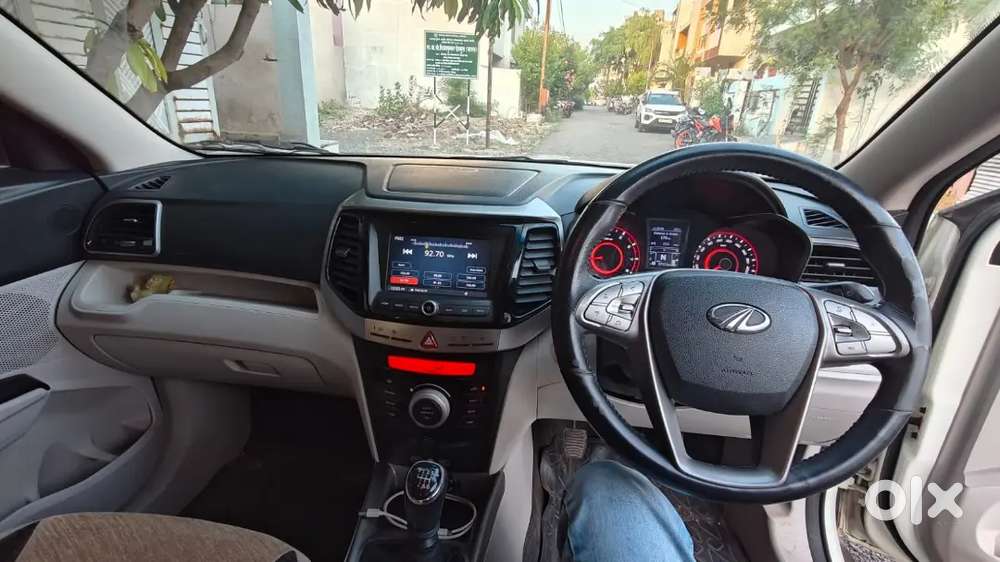 Mahindra Xuv300 2021 Petrol Well Maintained