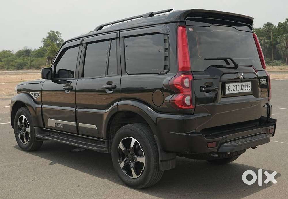 Mahindra Scorpio S11, 2025, Diesel