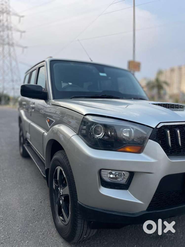 Mahindra Scorpio 1.99 S10, 2015, Diesel