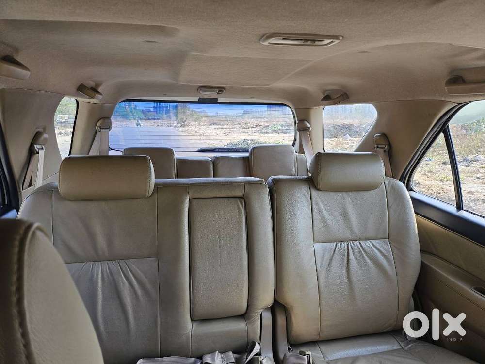 Toyota Fortuner 4x2 Automatic – July 2012  2nd Owner  Self-driven