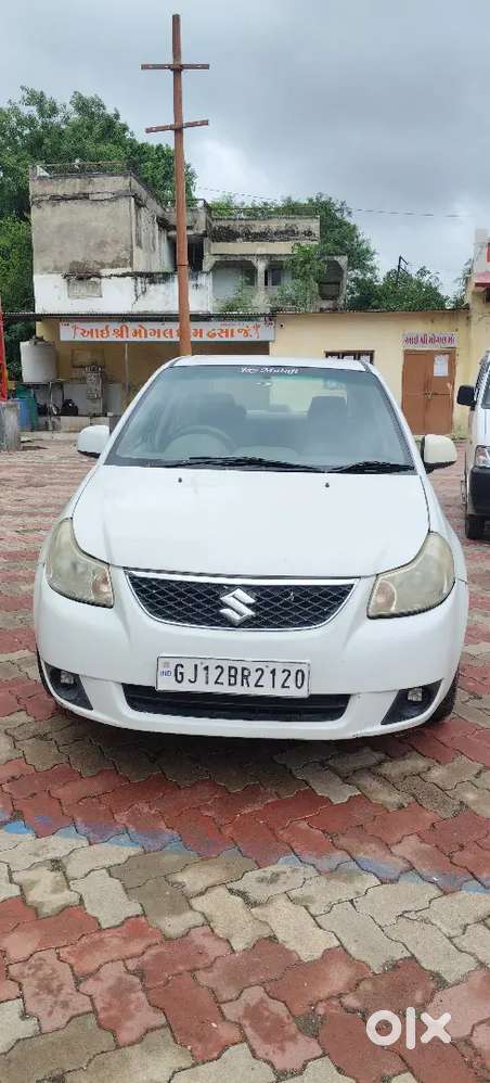 Maruti Suzuki Sx4 2012