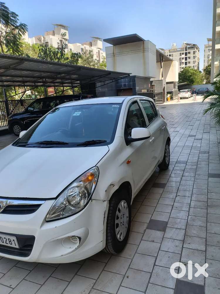 I20 Magna Petrol+cng