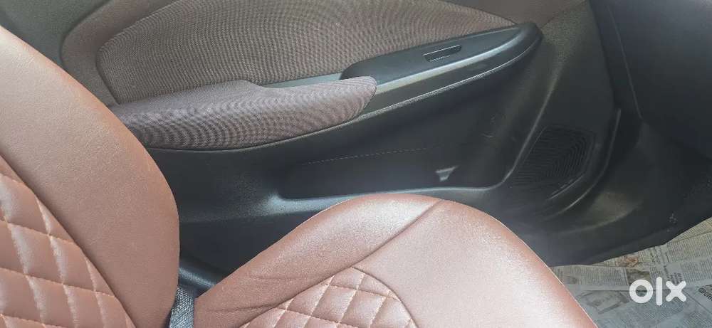 Toyota Urban Cruiser 2025 S Plus With Reverse Cam