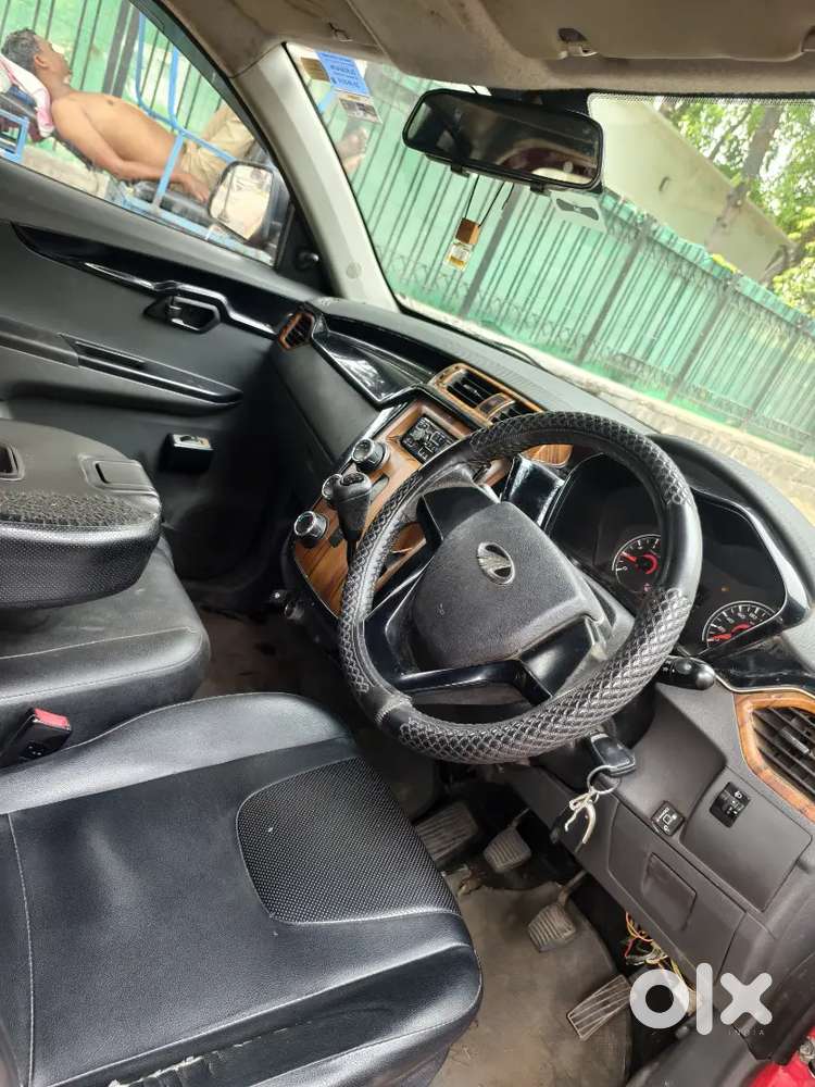 Mahindra Kuv100 Nxt 2018 Cng & Hybrids 67000 Km Driven