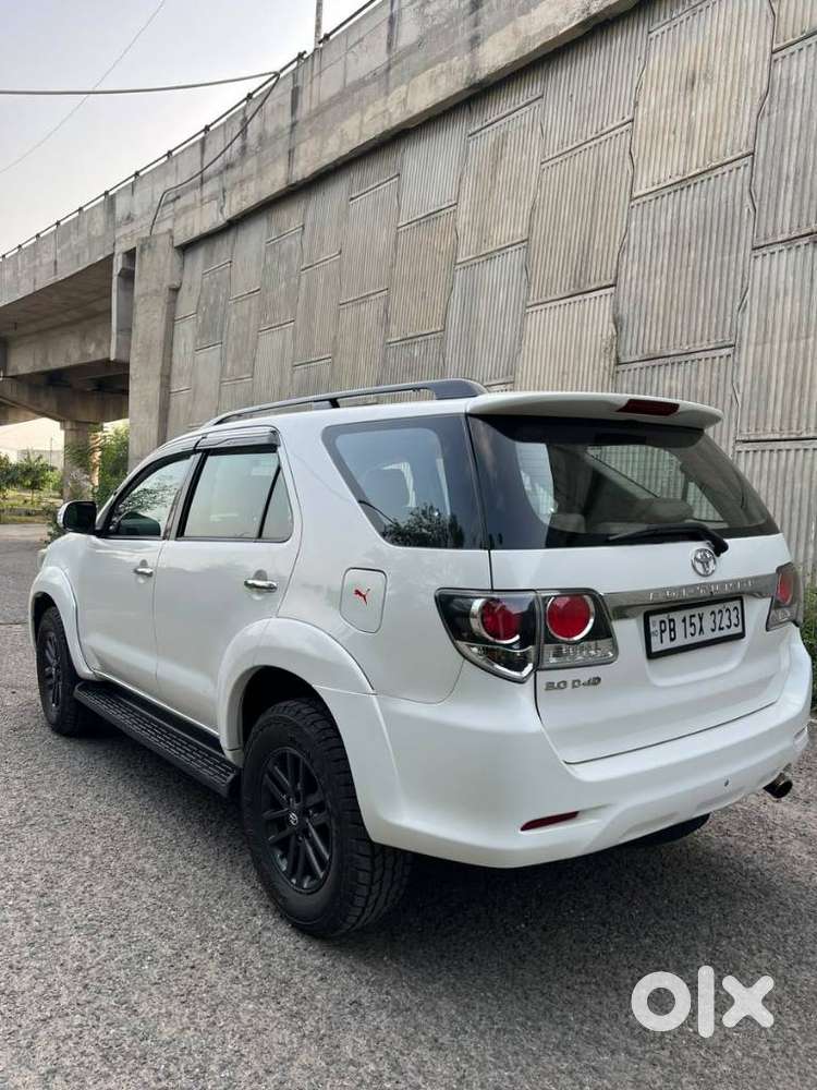 Toyota Fortuner 3.0 4x2 Mt, 2015, Diesel