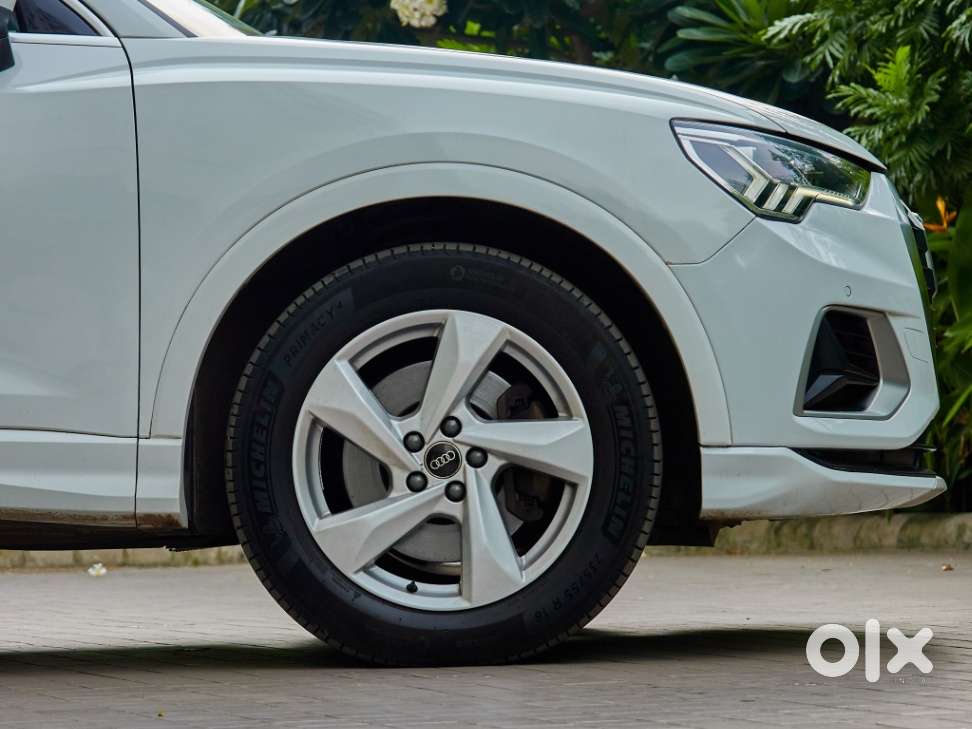 Audi Q3 40 Tfsi Technology, 2023, Petrol