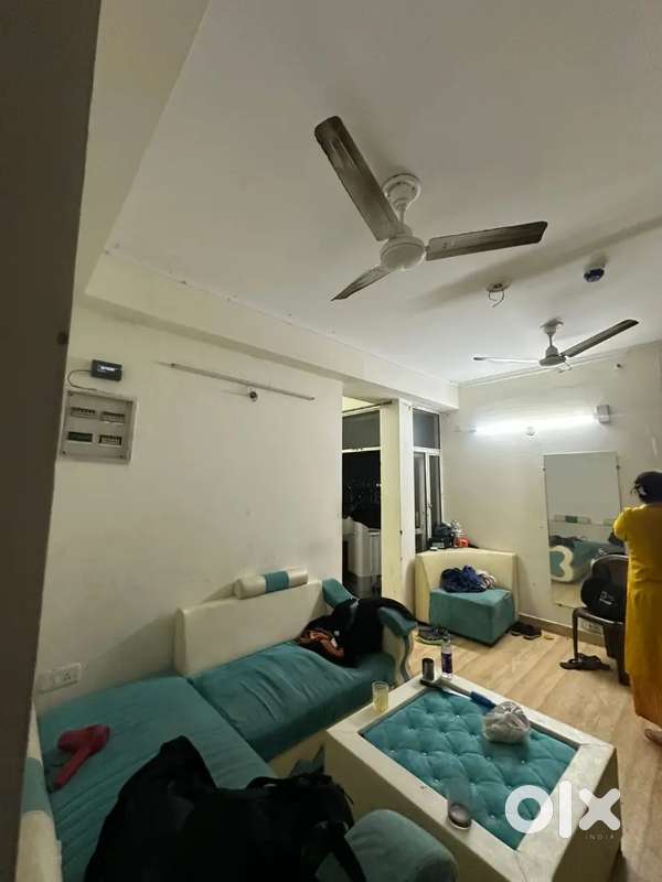 Immediate female flatmate needed for 2bhk furnished flat