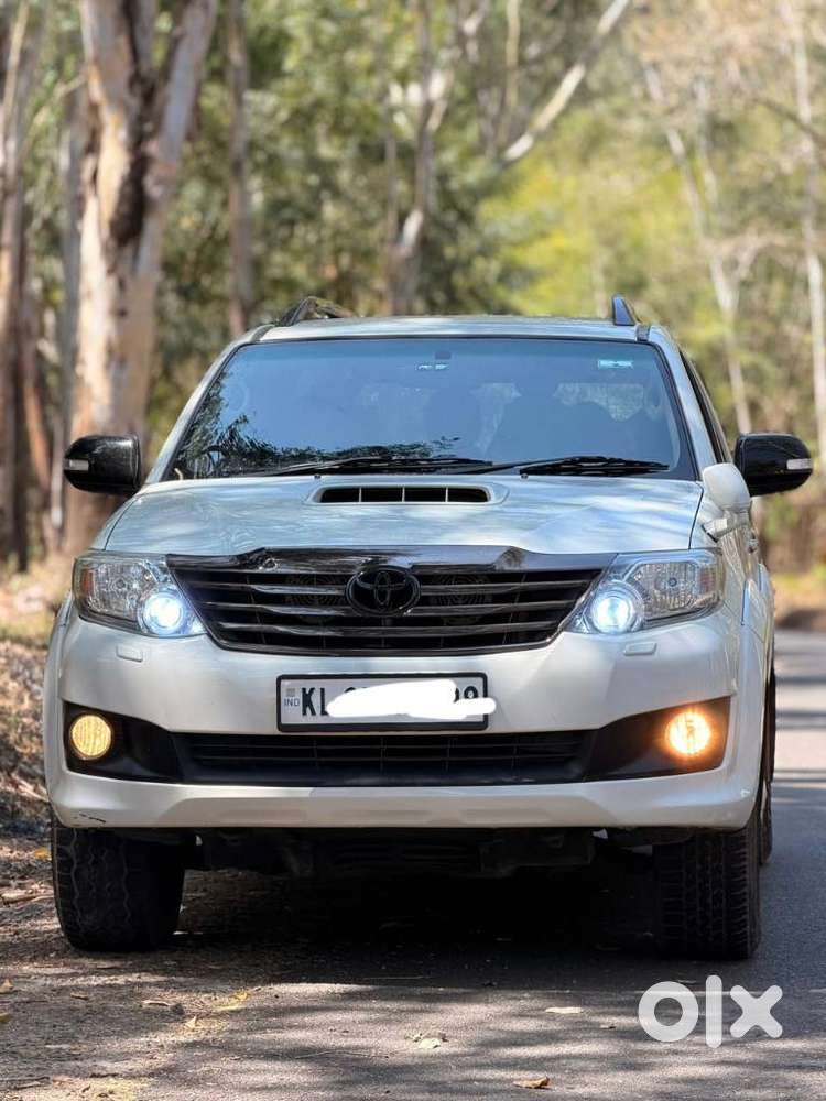 Toyota Fortuner 2.5 4x2 Mt Trd Sportivo, 2013, Diesel