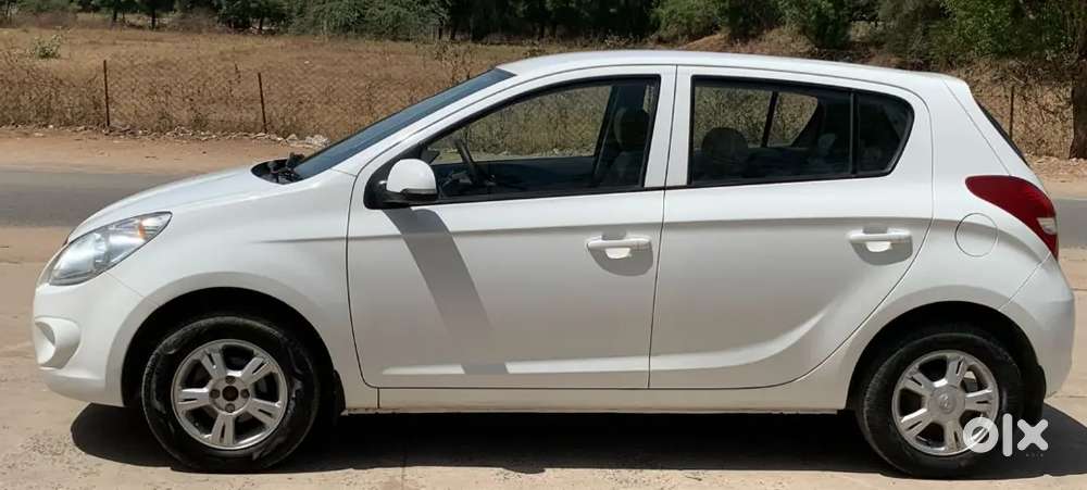 Hyundai I20 2011 Petrol Well Maintained
