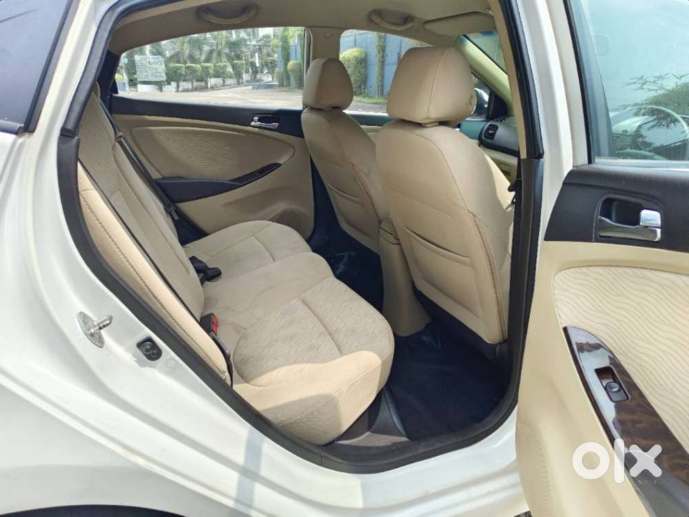 Hyundai Verna 1.6 Ex Vtvt, 2013, Petrol