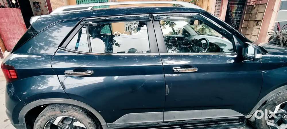 Hyundai Venue 2019 Petrol Well Maintained