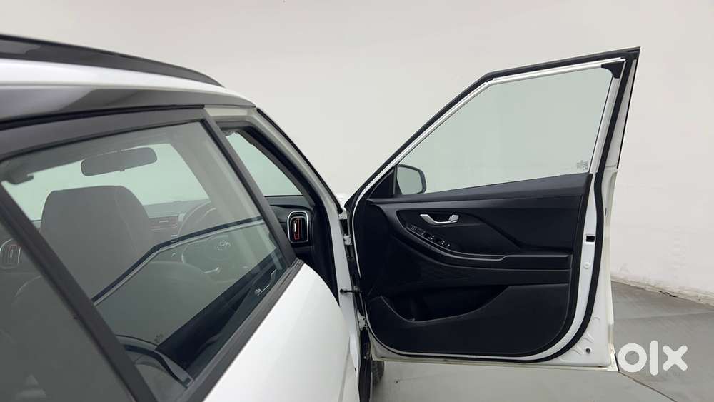 Hyundai Creta 1.5 S Plus Knight Petrol, 2023, Petrol