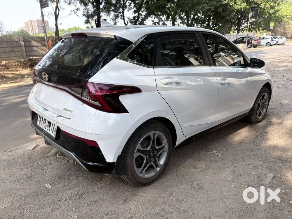Hyundai New I20 1.2 Sportz Ivt, 2024, Petrol