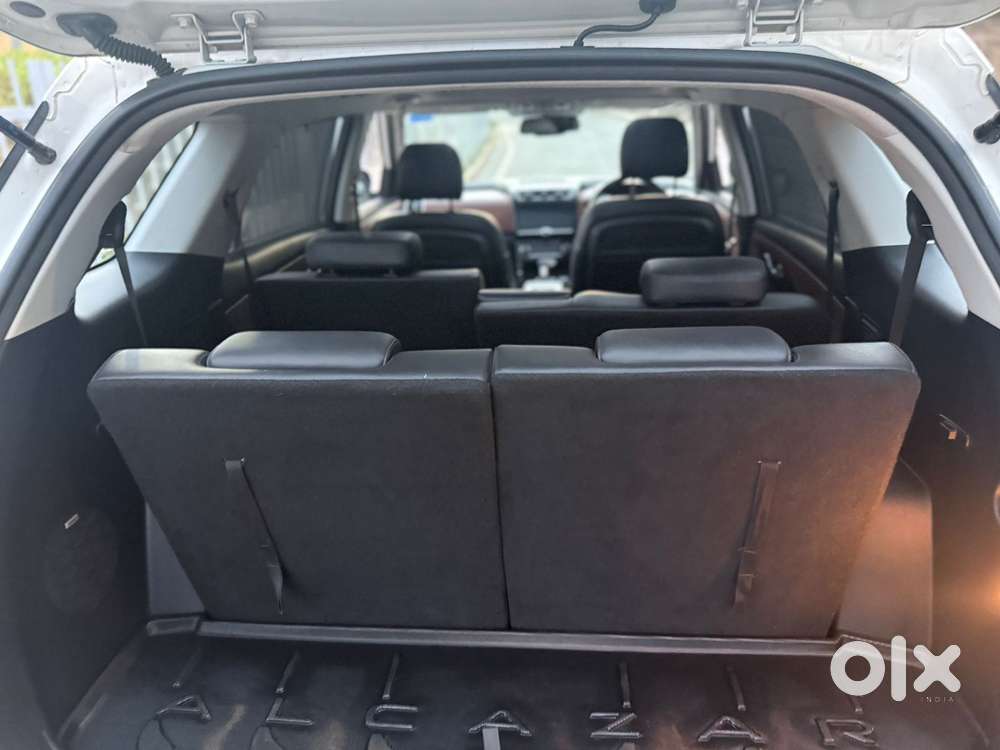 Hyundai Alcazar 2.0 Signature (o) Petrol At 7 Str, 2022, Petrol