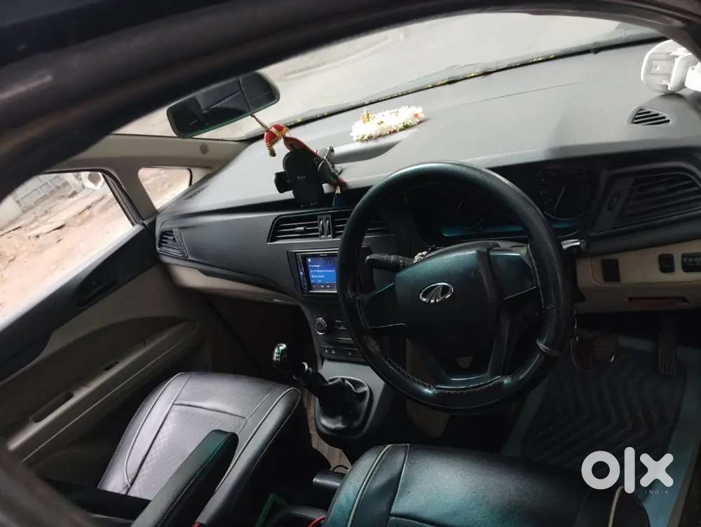 Mahindra Marazzo 1.5 2019