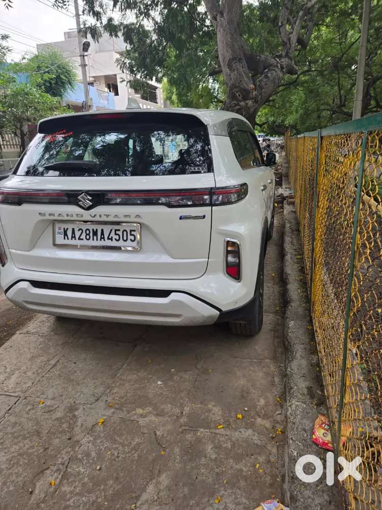 Maruti Suzuki Grand Vitara 2024 Petrol