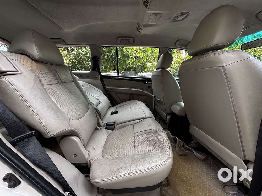 Mitsubishi Pajero Sport 4x4 Dual Tone, 2013, Diesel