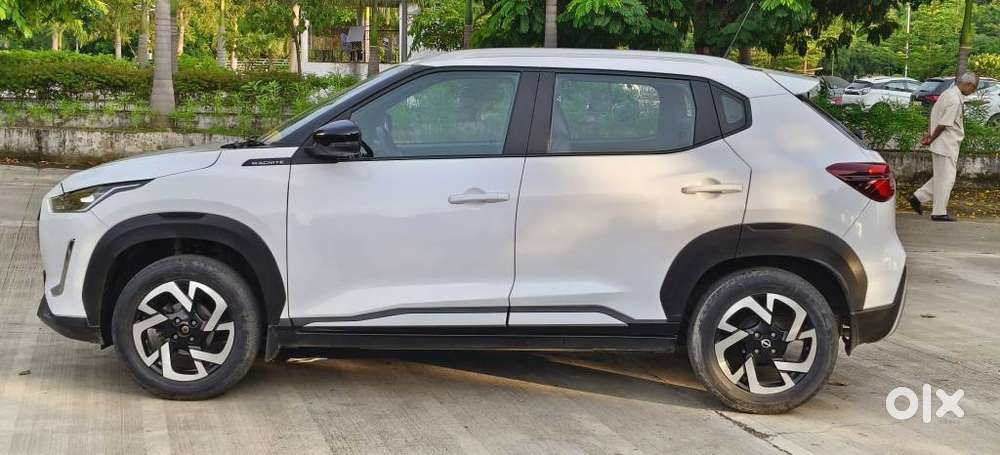 Nissan Magnite 1.0 Xv Executive, 2023, Cng & Hybrids
