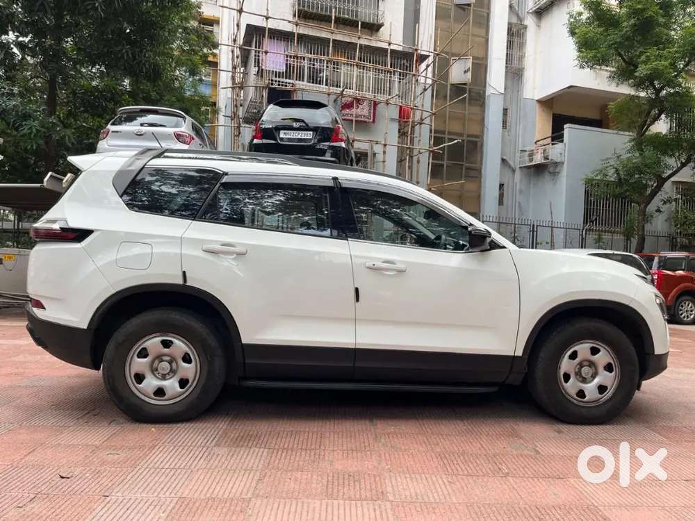 Tata Safari Adventure 2023 Deisel Panaromic Sunroof For Just 1200000