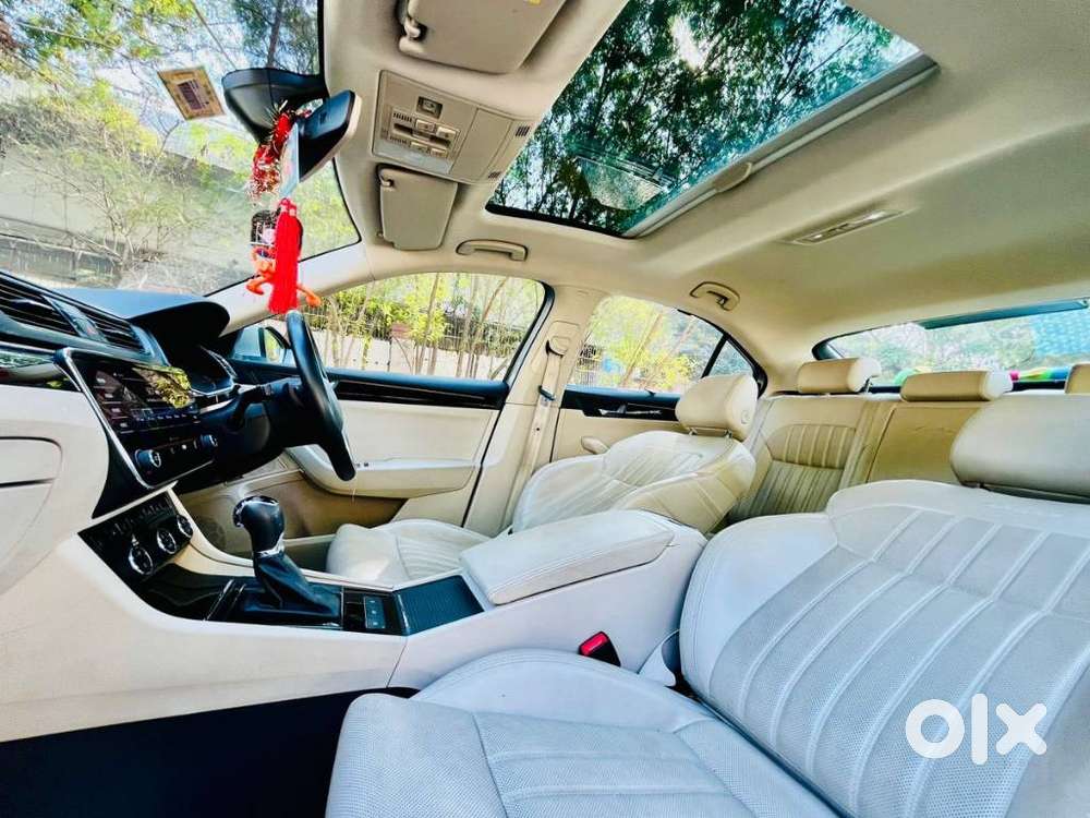 Skoda Superb Lk 1.8 Tsi At, 2019, Petrol