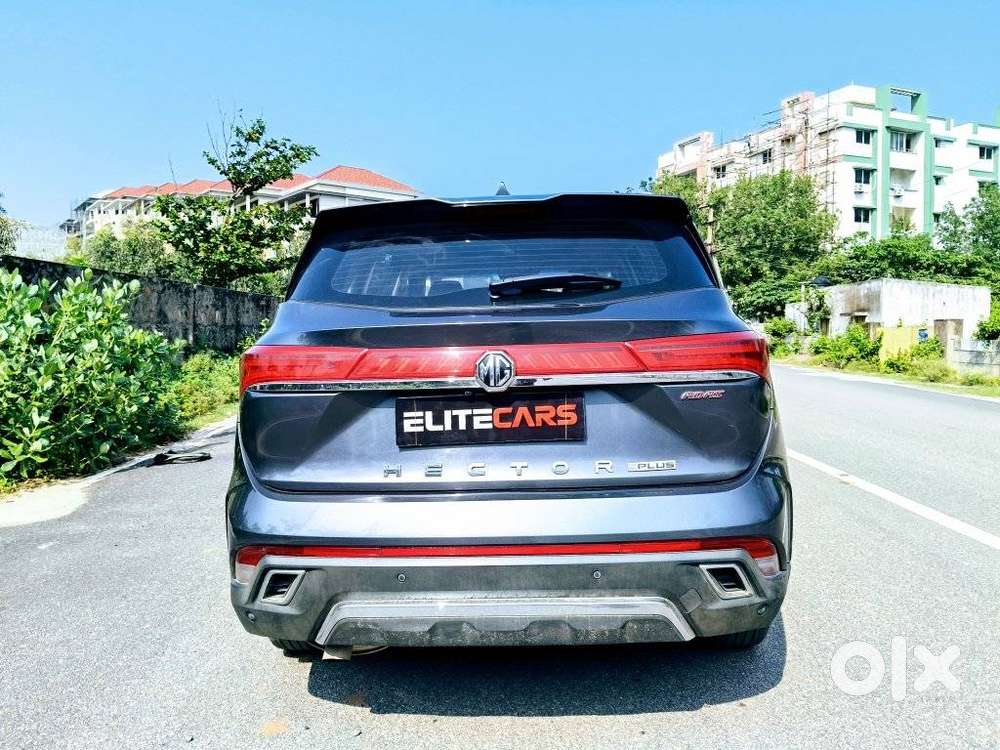 Mg Hector Plus Savvy Pro 1.5 Turbo Petrol Cvt 6 Str Dual Tone, 2023,..
