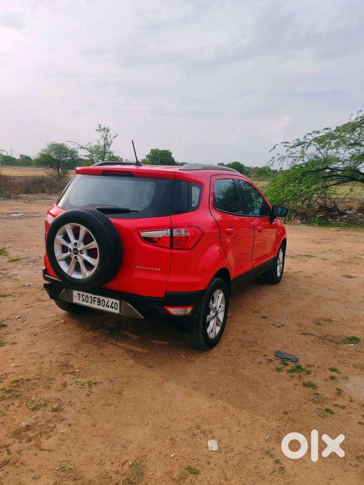 Well-maintained Ford Ecosport 1.5 Titanium (petrol) – Dec 2020 Model