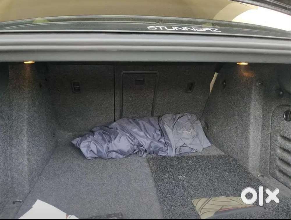 Skoda Superb 2013 Petrol 100000 Km Driven