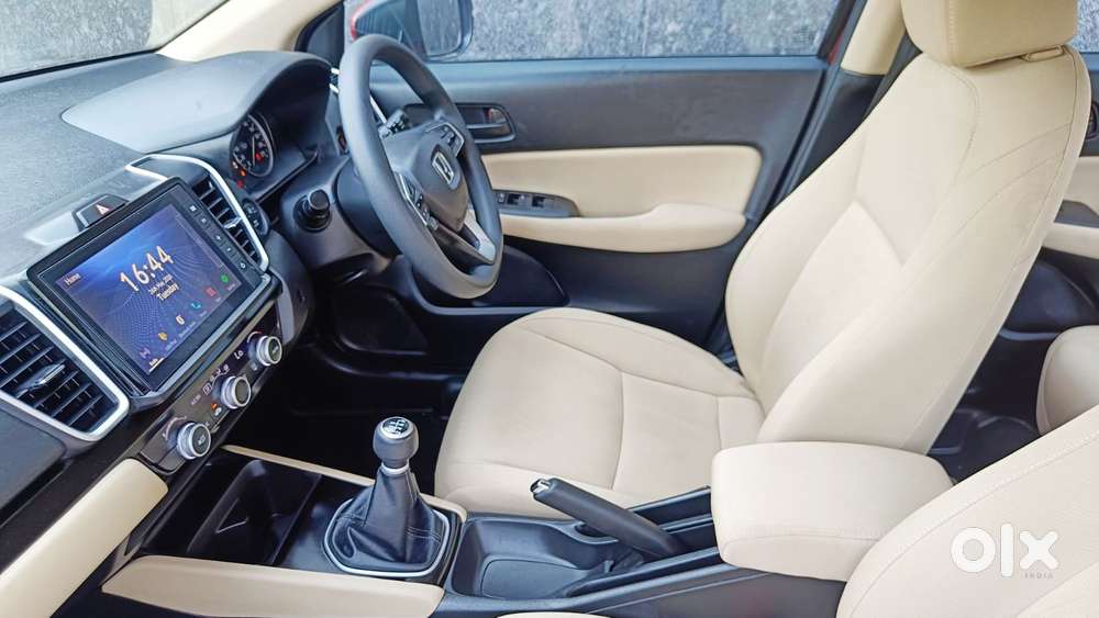 Honda City 1.5 V 4th Gen I-vtec Mt, 2022, Petrol