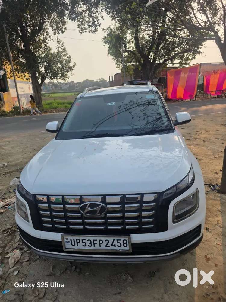 Hyundai Venue 2025 Petrol Good Condition